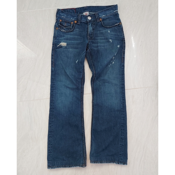 Men's True Religion distress jeans - Picture 4 of 5